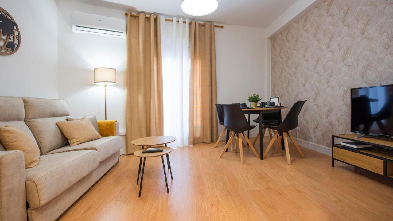 El Sueno De Carmelitas Con Parking Incluido - Apartamentos Aloha Toledo Dış mekan fotoğraf